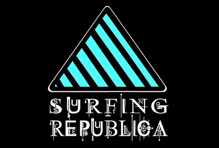 Surfing República