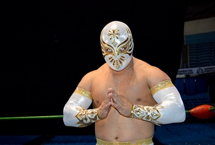 CMLL